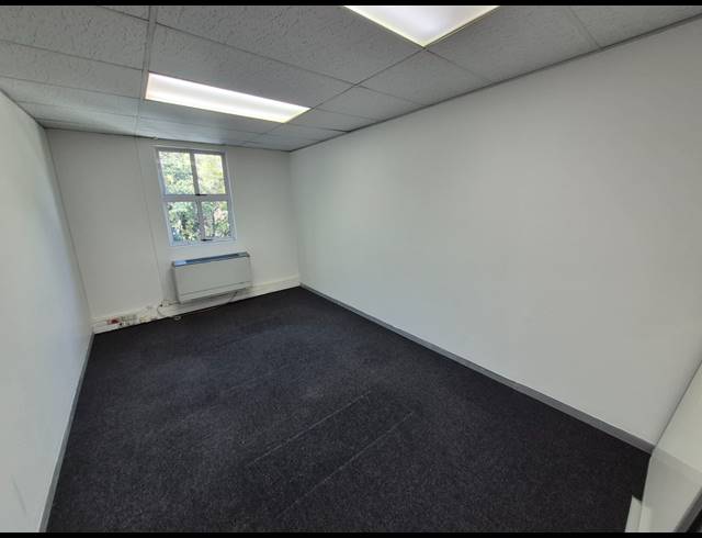 143M² OFFICE TO LET IN MORNINGSIDE